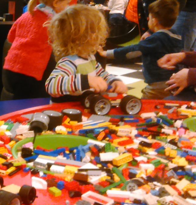 Autos bauen im Legoland